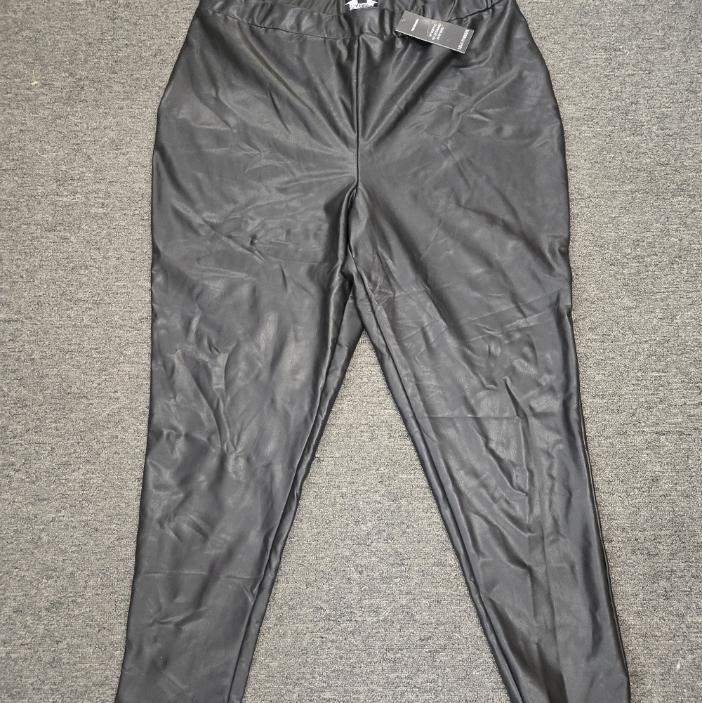 Women's Nina Parker Black Faux Leather Pants Sz 2X